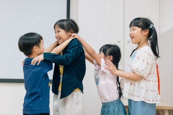 孩子能透過陪伴服務的課程親近藝術，為親子關係創造更多話題。（國家兩廳院提供攝影：蔡耀徵）