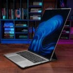 【新聞照片02】Lenovo ThinkBook AI Flip 概念筆電展現 AI 驅動的混合辦公新紀元，為未來工作方式帶來更多靈活性與智慧化選項
