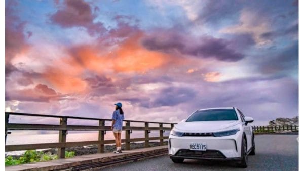 格上租車世界地球日優惠,機場接送選綠能車款LUXGEN n⁷ 指定路線限時優惠不到千元!