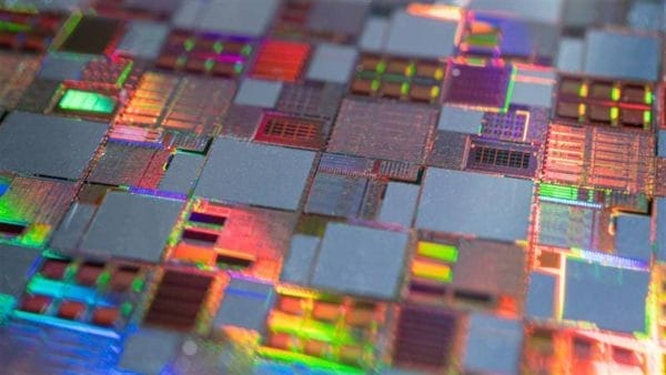 【新聞圖片】西門子推出全新 Questa One 智慧驗證解決方案,以 AI 之力縮小 IC 驗證生產力差距