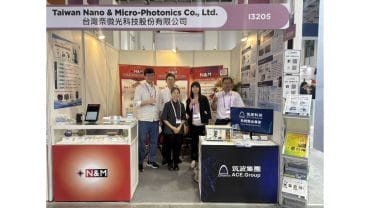 筑波科技與奈微光合展矽光子整合方案 (左起：應用工程師 李冠廷、業務經理謝易錚、行銷專員 洪蜜禪、市場部行銷經理 林孟樺、資深系統整合經理張龍維)