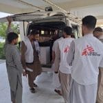【新聞照片一】無國界醫生於加拉拉巴德市的南加哈地區醫院進行評估，該院在24小時內執行逾130例手術。照片攝於2025年9月2日。©Ahmadullah SafiMSF
