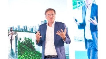 【新聞圖片一】英飛凌 OktoberTech Taipei 年度科技盛會首度登台，英飛凌執行長 Jochen Hanebeck 親臨為論壇揭開序幕