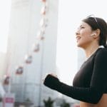 艾邁斯歐司朗紅外線發射器協助耳機實現生命體徵監測與接近感測功能 AMS-251028-01